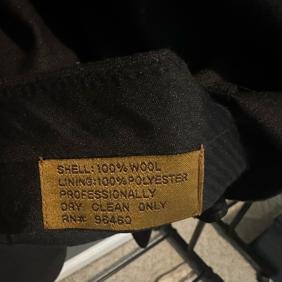 Men’s Classic Grey Wool Suit - Picture 4 of 5